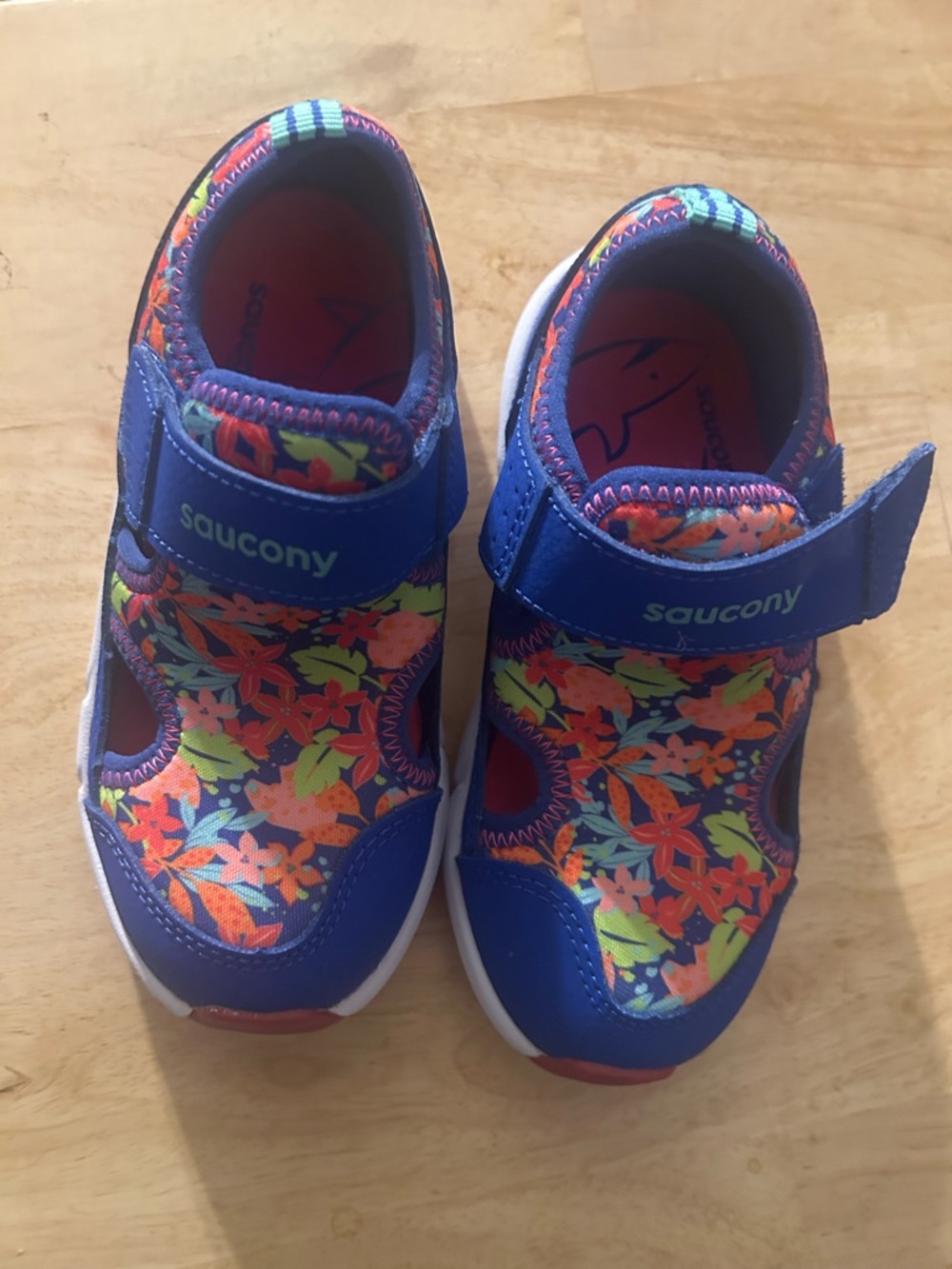 Saucony Kids Blue Neon Floral Sport Sandals